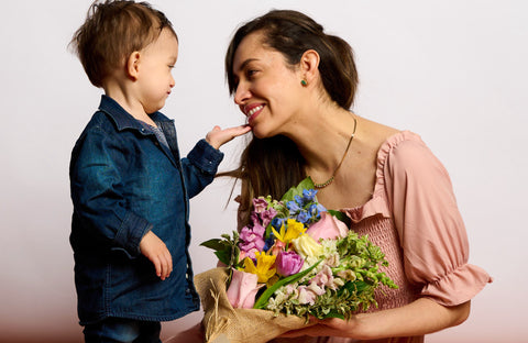 Shop Mother‘s Day Bouquets delivery