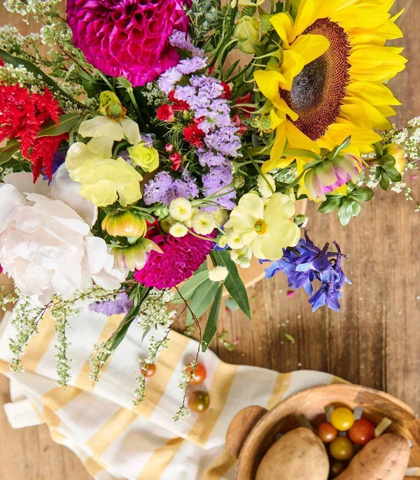 August Birth Flowers: Poppy and Gladiolus Meaning and Symbolism