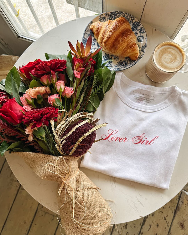 How to Celebrate Galentine's Day: Flowers, Gifts & Party Ideas