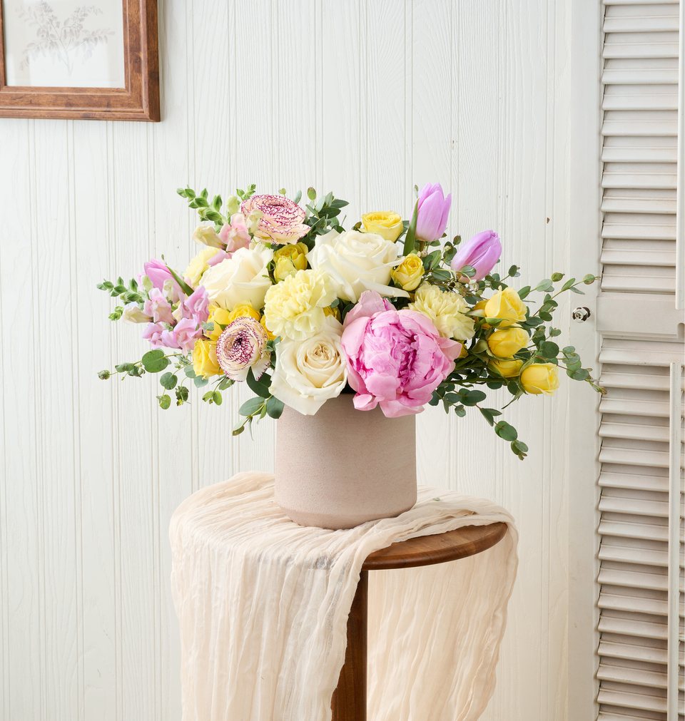 The Daylight bouquet – one of our most popular options for flower delivery