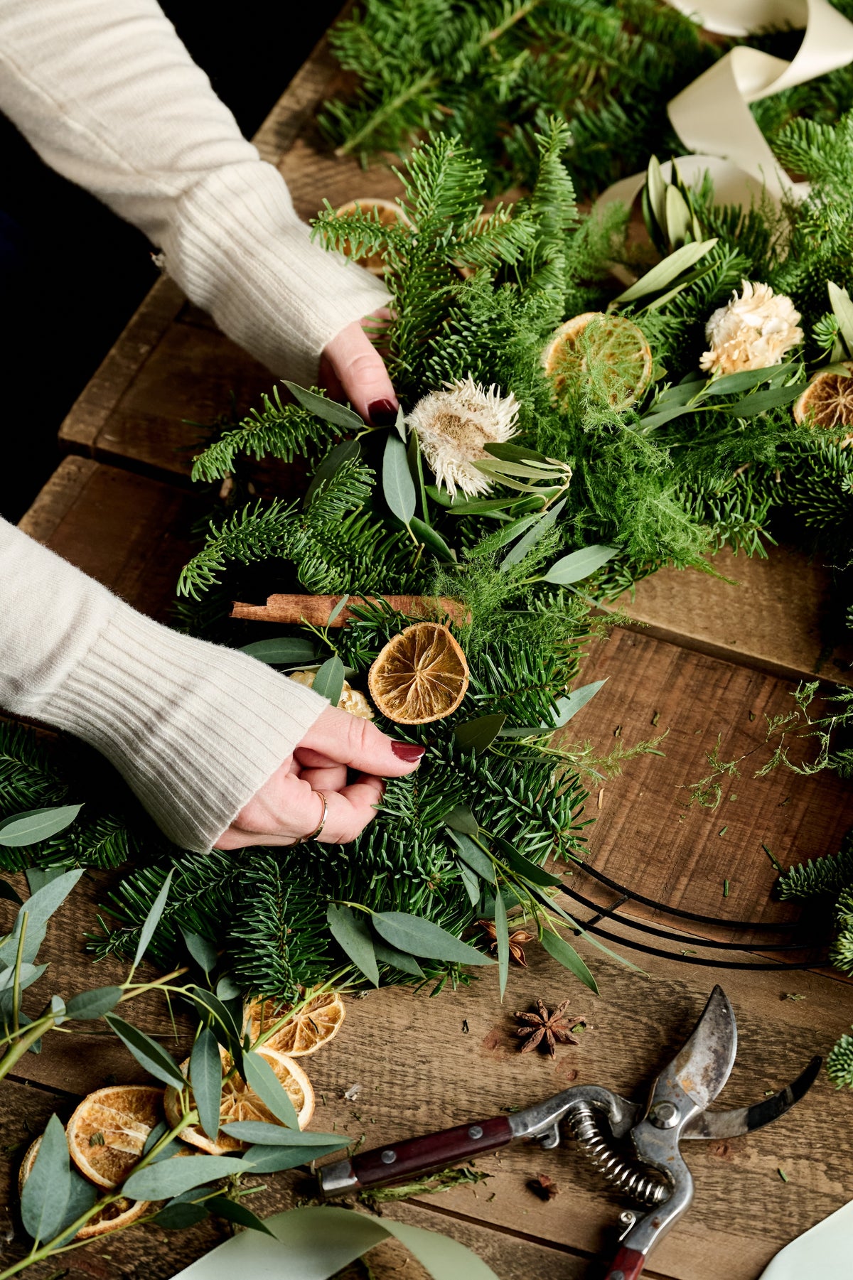 Milwaukee Evergreen Wreath Workshop