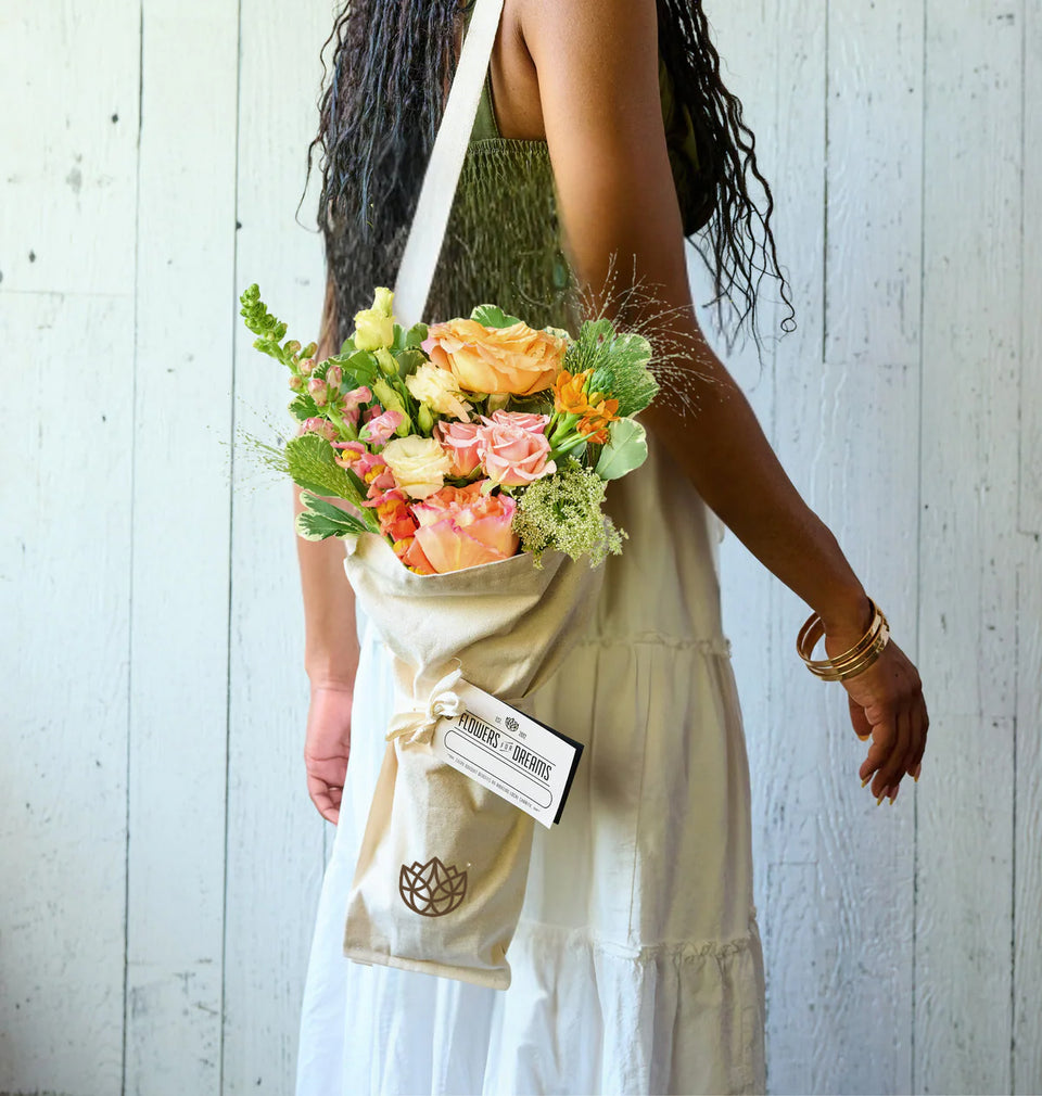 Let our expert florists create this Summer flower bouquet for you