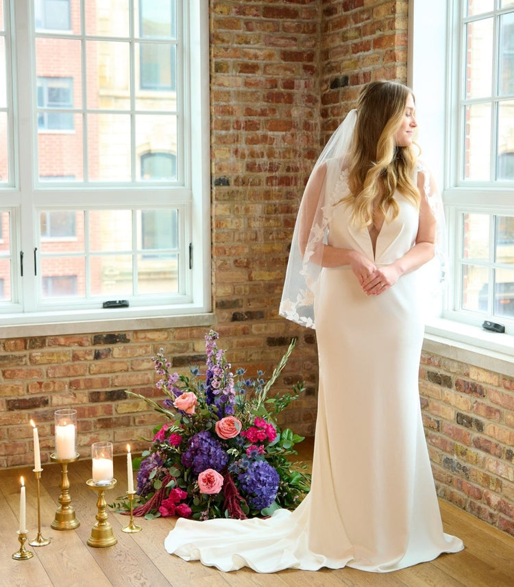 Altar Floral Arrangement Jewel featured image