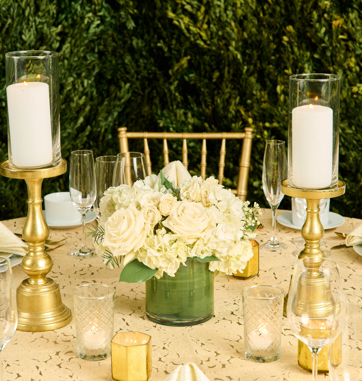 Classic Small Centerpiece